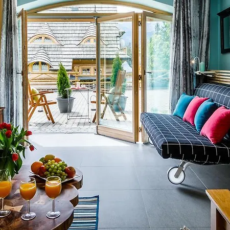 Rent Like - Bali 考斯赛力克
